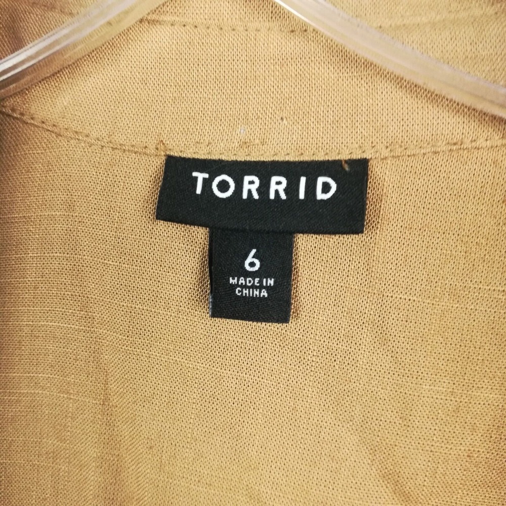 Torrid Womens Shirt Button Up Linen‎ Blend Brown Camel Roll Tab Sleeve Plus 6 - Picture 6 of 7